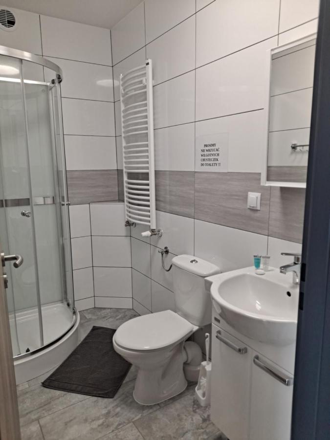 Dom Wycieczkowy "Na Stadionie" Hotel Kłodzko Kültér fotó
